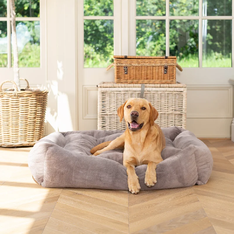 Calming Anti-Anxiety Fawn Faux Fur Box Bed by Lords & Labradors