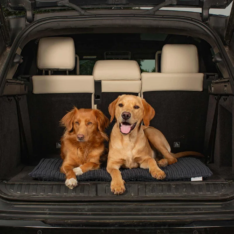 Travel Mat in Navy Essentials Plush by Lords & Labradors