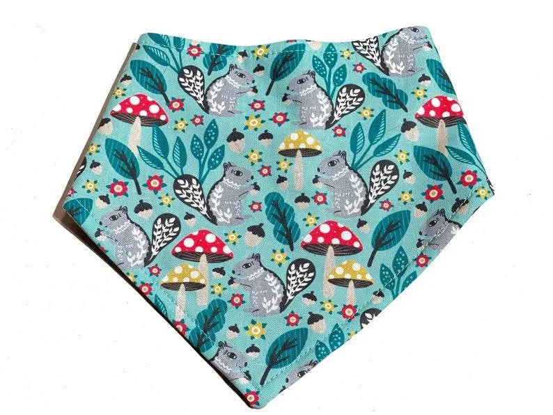 Very Vintage Designs - Feelin' Squirrely - Mint Green Squirrel Fall Autumn Snap Dog & Cat Bandana